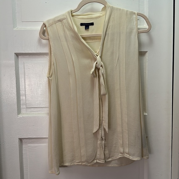 Tommy Hilfiger Small Front Tie Button Blouse - Picture 3 of 10